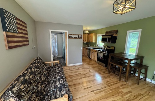 West Stewartstown Cabin | New Cozy Cabin w/Direct ATV & Snowmobile access