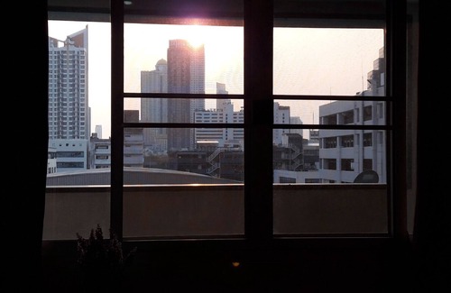 Thung Maha Mek Apartment | NEW! Cozy Condo w/Panoramic City&Pool view near MRT&BTS Silom, Enjoy Large Pool
