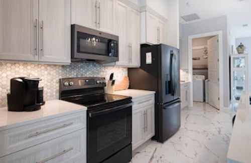 Palm Harbor House | "NEW" Crown Jewel Pool Boats LUXURY!