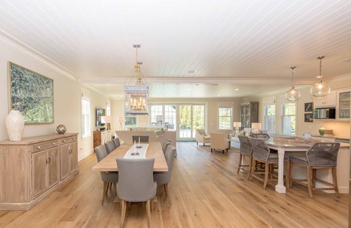Edgartown House | New Custom Built Home With A Pool In Edgartown