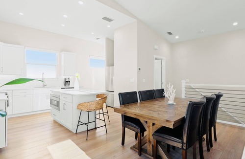 Port Orange House | NEW Directly Across from Beach with Pool
