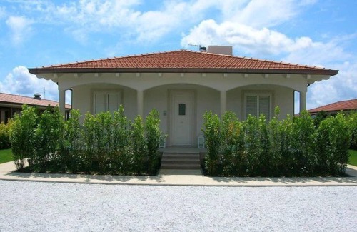 Lido di Camaiore Apartment | NEW FLAT ON THE BEACH CONNECTED WITH A BEACH CLUB