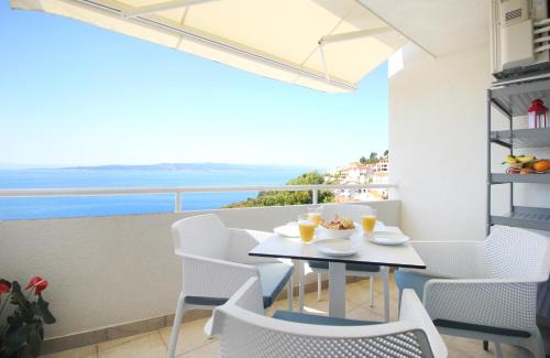 Baska Voda Apartment | New Gallery Apartment with Beautiful View