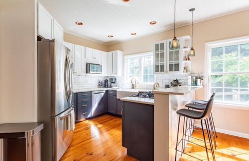 Town of Marbletown House | NEW: Gorgeous Home w/Dream Patio and AC