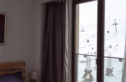 Dusheti Apartment | New Gudauri, Loft 2 Apartment for 4 people, ski in and ski out