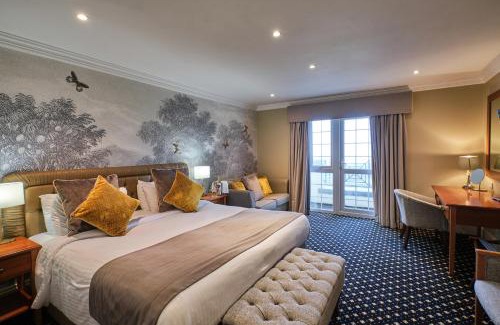 Rhiwbina Hotel | New House Country Hotel