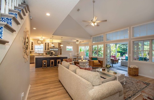 Bradenton House | NEW! Htd Pool, Spa, Firepit 3 Kings Chef Kitchen