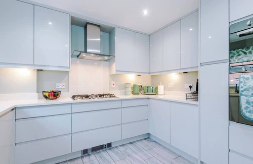 Northwich House | NEW! Incredible home, perfect for groups w/parking