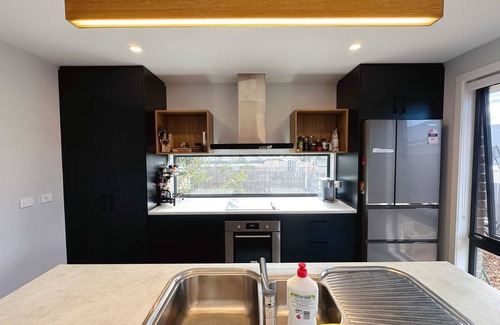 Kingston House | New Kingston Trampoline House
