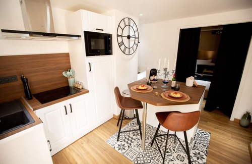 Tourlaville Apartment | ★ New ★ L'instant Passion ★ Love room ★ Balnéo