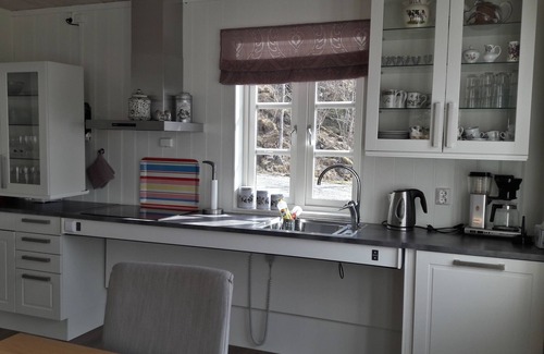 Strandvik House | New, large family friendly cottage, with great views, in rural surroundings