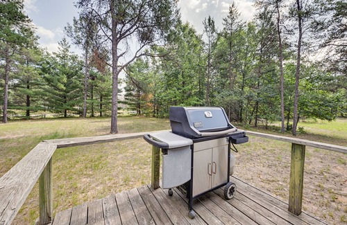New Lisbon Cottage | New Lisbon Family Gem ~ 3 Mi to Castle Rock Lake