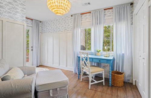 Lawton Woods House | NEW LISTING - 3 Bedroom - Pet Friendly - Coastal Casual & Refined Style - 8 Cotton Lane