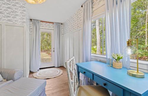 Lawton Woods House | NEW LISTING - 3 Bedroom - Pet Friendly - Coastal Casual & Refined Style - 8 Cotton Lane