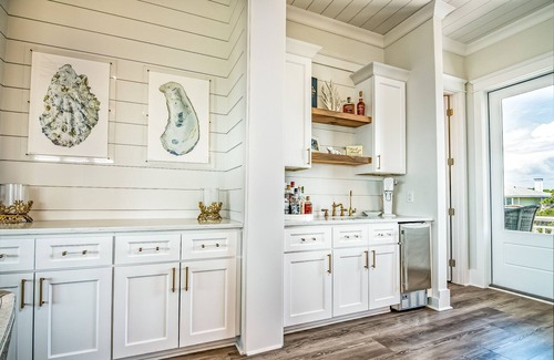 Bald Head Island House | NEW LISTING! 6 bedrooms, 2 fridges, 2 dishwashers, lots of custom amenities!
