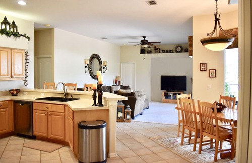 Stoneybrook House | NEW LISTING: Beautiful Upscale Home in Stoneybrook