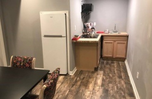 Decatur House | NEW LISTING: California Vibes in the ATL - centrally located to EVERYTHING!