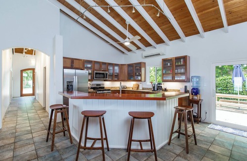 Orange Grove House | NEW LISTING!Fall special Stunning 4BRM Villa w Pool. Buck Island view near Town