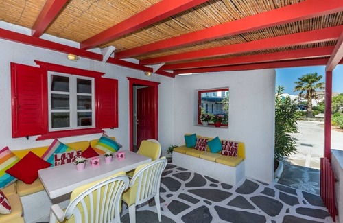 Ornos House | New listing House with huge pool and private beach