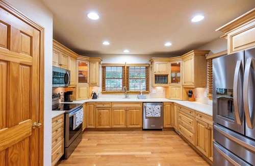 Southern Shores House | New Listing! Pool&Spa, GameRm, Water Views!
