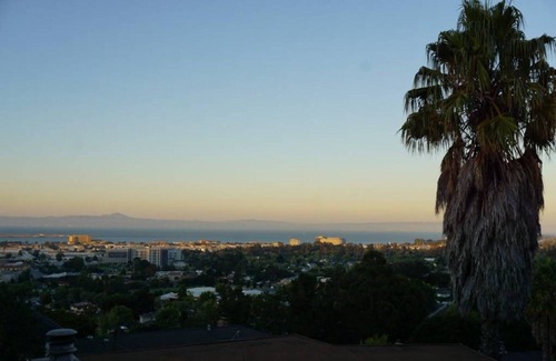 Mills Estates House | NEW LISTING! SFO Luxury House 4BR/3BA near SF & Silicon Valley