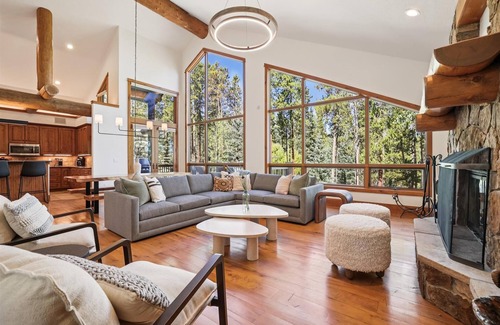 Four O'Clock House | New Listing-Ski Inn: Beautiful large ski-in/ski-out home with amenities galore!