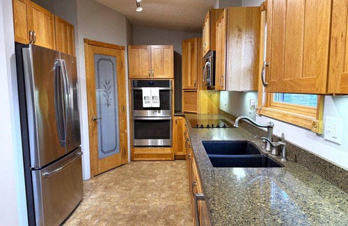 Spicer Cabin | New listing special! Beach Game Room Trails
