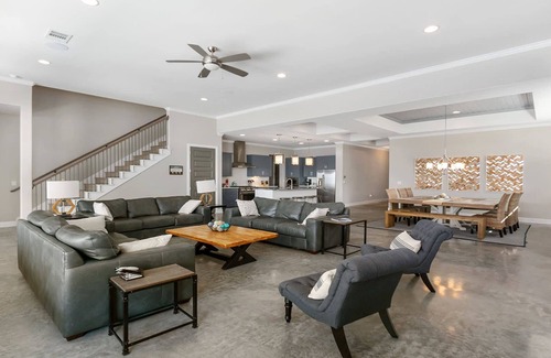 Kingsland House | New Listing | Special Pricing | Luxury Lake Homes