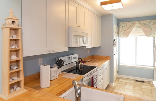 Beachwalk Condo | NEW LISTING Ocean Front 1 Bedroom - New Decks and Pool Access