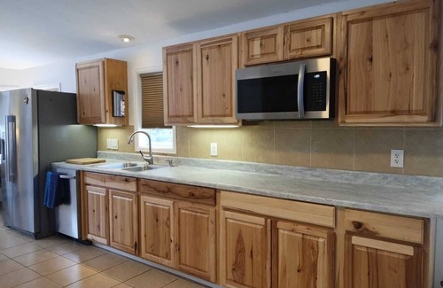 Carbondale Apartment | NEW LISTING. Vacation or Workation - Perfect Get-Away by the River and Trail
