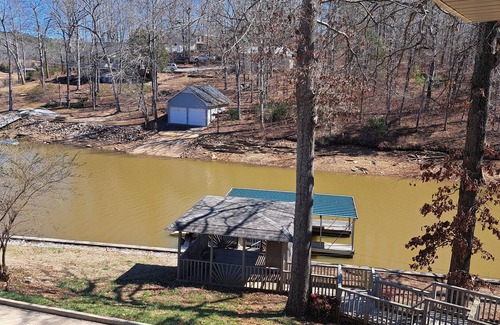 Wedowee House | New ListingnWarren Cove 6bd 3.5ba home Sleeps 22, ramp, dock plenty of parking