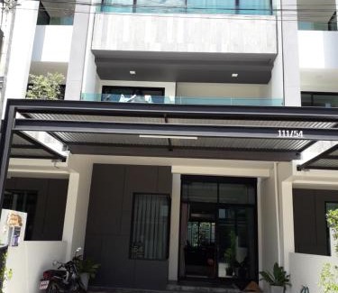 Ban Waen House | New Loft Modern Home