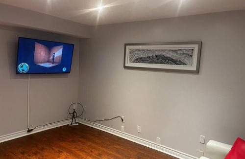 Brampton Apartment | New Luxurious Home with parking