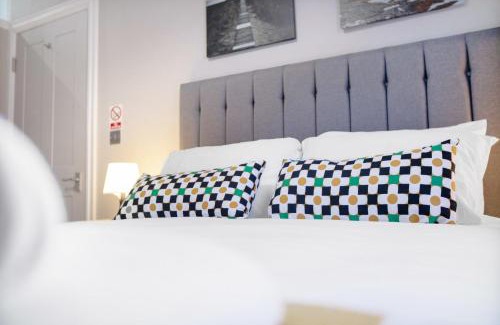 Hartlepool Apartment | NEW! Luxury 1 Bed Apartment in Hartlepool City Centre by Stay With Us, Perfect for Couples & Contractors, FREE WI-FI!