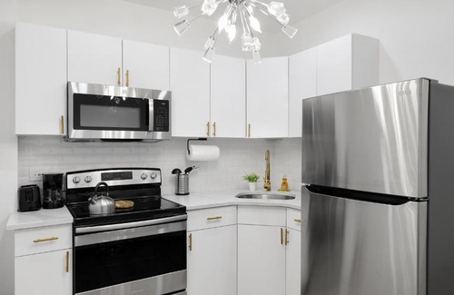 South Philadelphia Apartment | New Luxury 1BRM Apt with Private Patio by A.C.T.