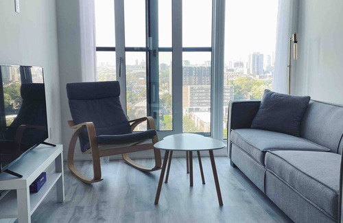 Wellington Place Condo | NEW!Luxury 2 beds | 2 bathrooms | Downtown Chic