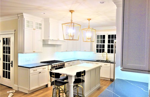 Edgartown House | NEW Luxury Beach House. Inner Village, Amazing Pool/Outdoor Entertaining Areas!