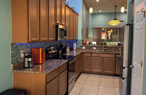 Biggar Condo | New Luxury Condo in Enclosed area near beaches