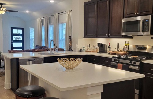 Magnolia House | New luxury home in Magnolia, TX