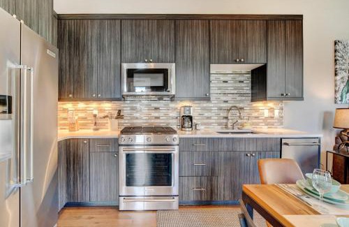 Rendezvous House | New Luxury Mountain Cabin 28 I Hot Tub I Views I Best Price I FREE Adventures Daily