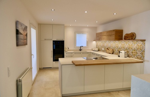 Cala Mandia Villa | New Luxury Villa, 1st Line Sea and Beach, Large Infinity Pool with Whirlpool .
