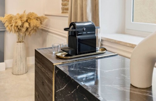 Innenstadt Apartment | NEW | LUXUS Suite | Center | Netflix | Boxspring