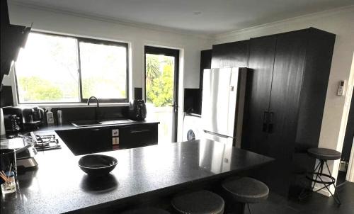 Auckland House | New Lynn Dream guest house