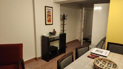 Petit Jean Ocharan Apartment | New! Modern 4BR Apartment Miraflores Lima
