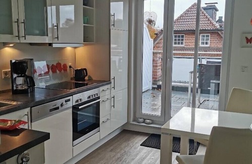 Hanstedt Apartment | NEW! Modern apartment Lindenallee OG