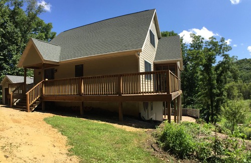 Galena House | *NEW* Modern Hilltop House of Galena