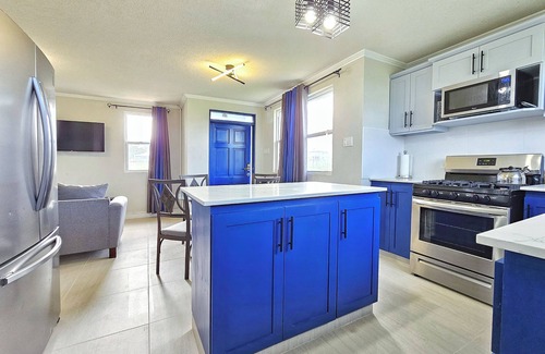 Ocean City House | New Modern Home near Airport, Beaches & Shopping