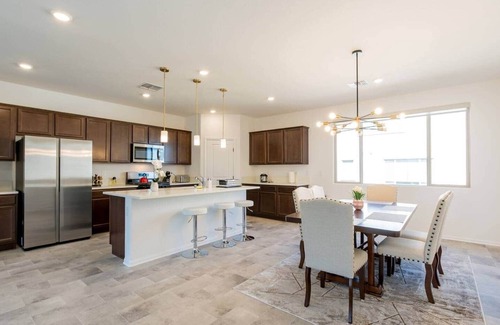 Sovana House | New Modern LUX Home 5BR Sofa Bed