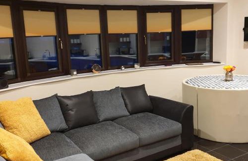 Delabole House | New modern self contained Cottage