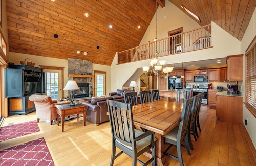 Swanton House | New: Mount LakeMore: Lake Access, Dogs Ok, Hot Tub, Fireplaces!